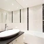 Sea View 3 Beds Next To Palais *
