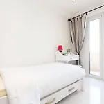Apartment Sea View 3 Beds Next To Palais Cannes